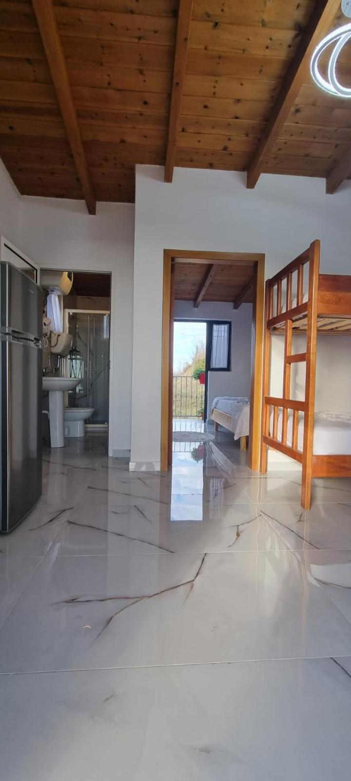 Hotel Restorant Olti Shetaj Екстер'єр фото